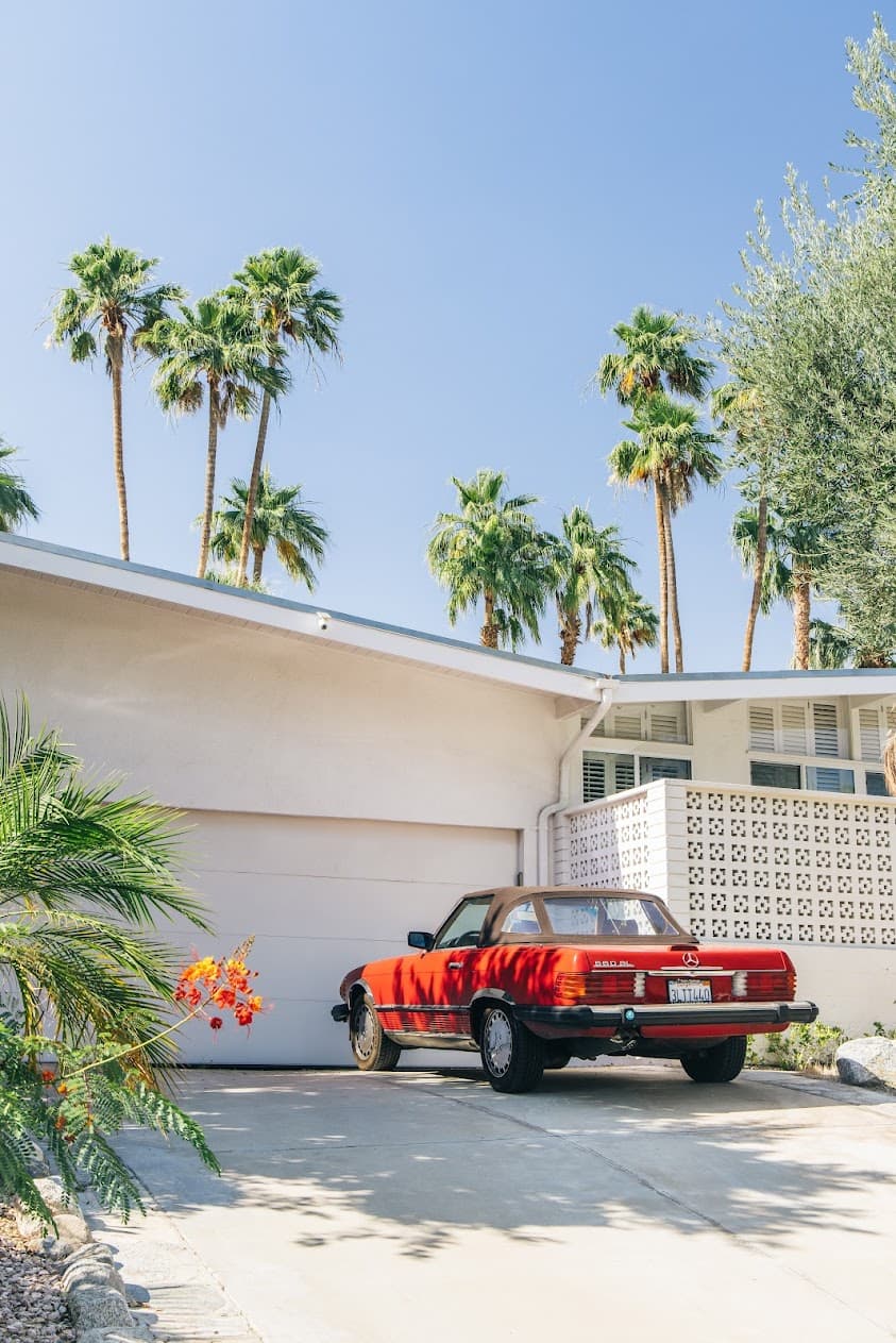 Red SL, Palm Springs