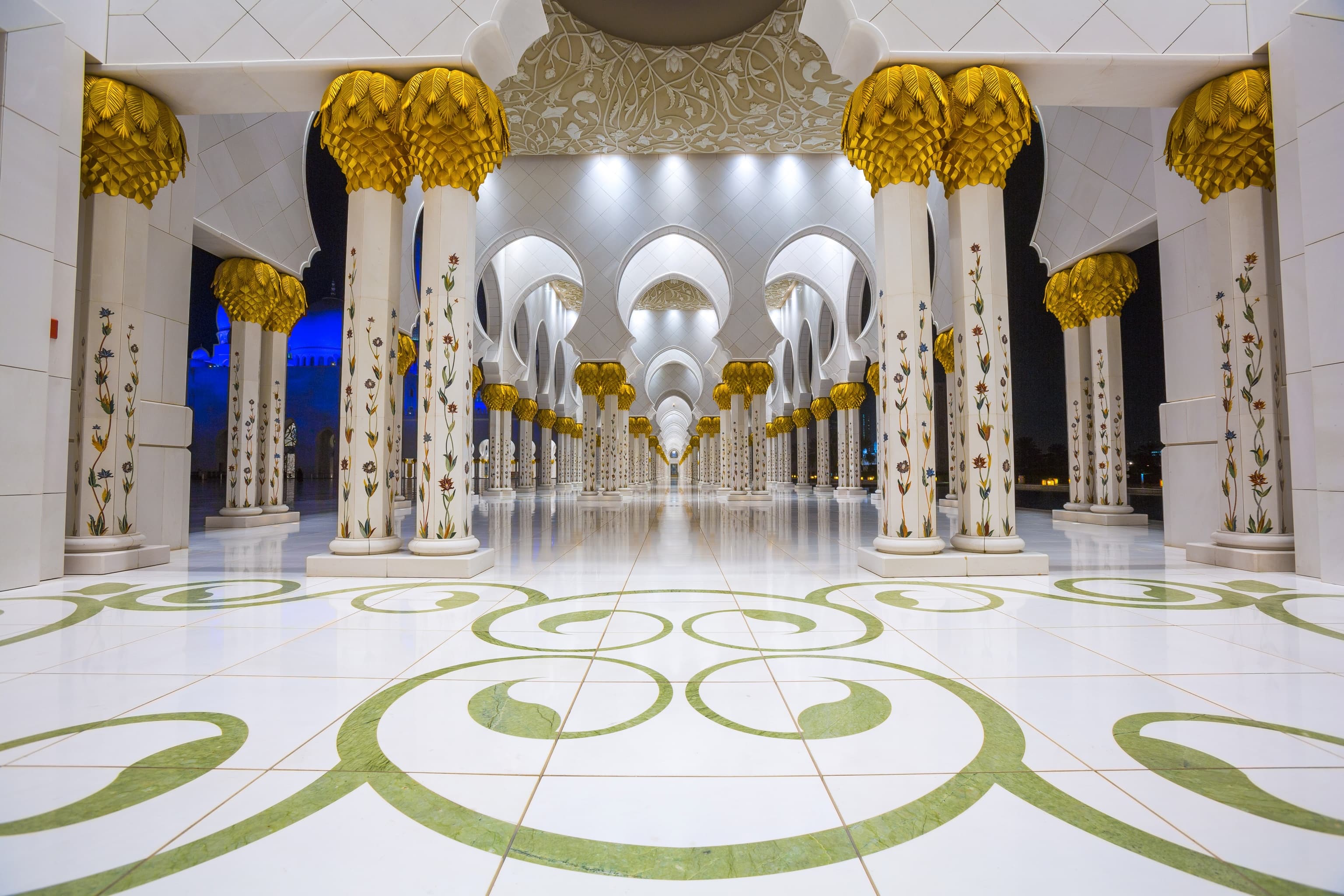 Gilded Columns, Abu Dhabi